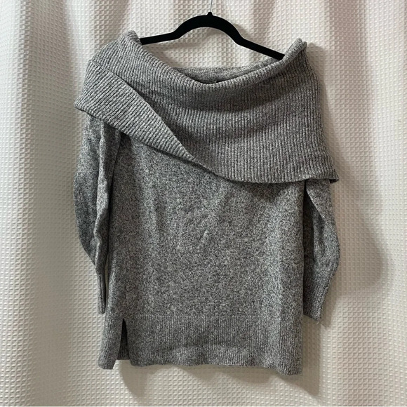 NWOT LOFT Off the Shoulder Sweater - Picture 1 of 4